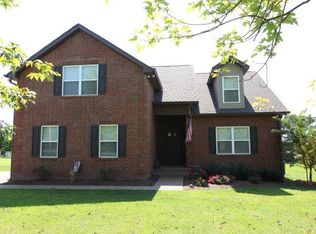 206 Freedom Dr, Lebanon, TN 37087