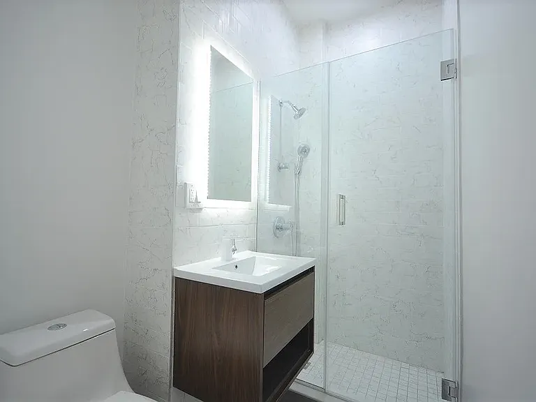 1310 Dean St #4 — Photo 4
