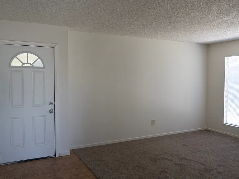 33 W Santa Ana Ave #A — Photo 4