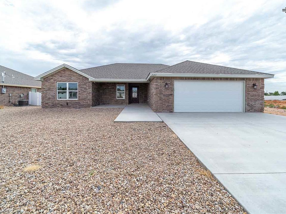 1st image of 2123 Roadrunner Dr
