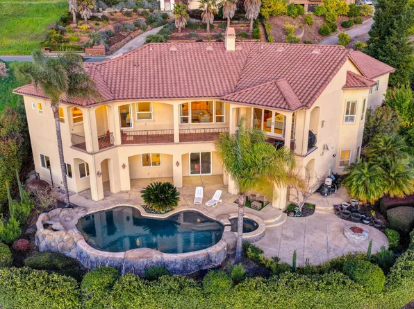 512 Montridge Way, El Dorado Hills, CA 95762