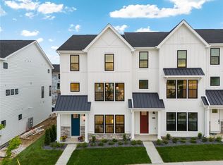 16508 Honey Locust Ct, Chesterfield, MO 63005