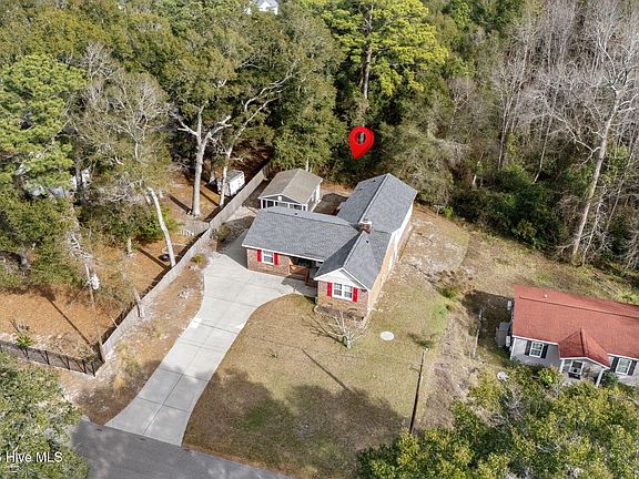 2nd image of 1035 High Point Avenue SW