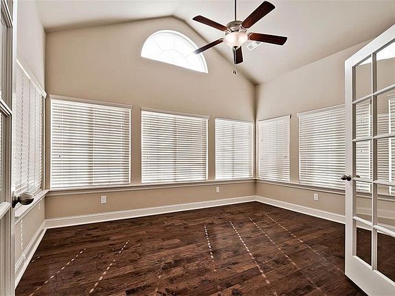 5th image of 2356-2 W Pinehills Dr