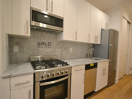Rented by Bold New York | media 27