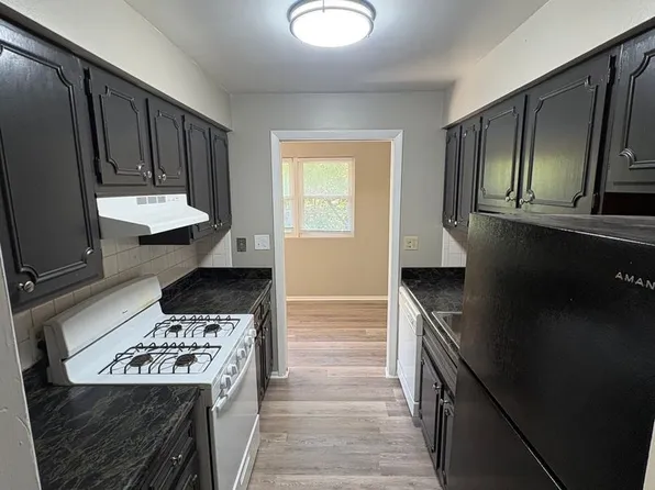 Peoria Place Apartments