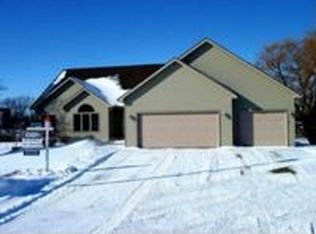 703 Tee Green Ct NE, Stewartville, MN 55976