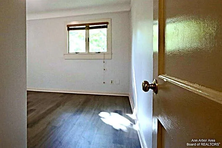611 Robin Rd — Photo 18
