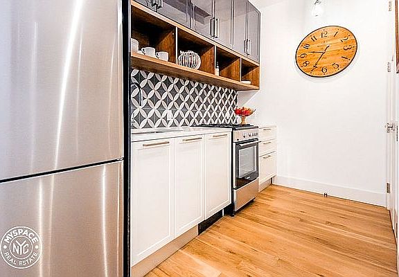 5th image of 41-21 28th St #13E
