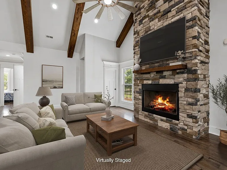 2104A Williamsport Pike — Photo 20