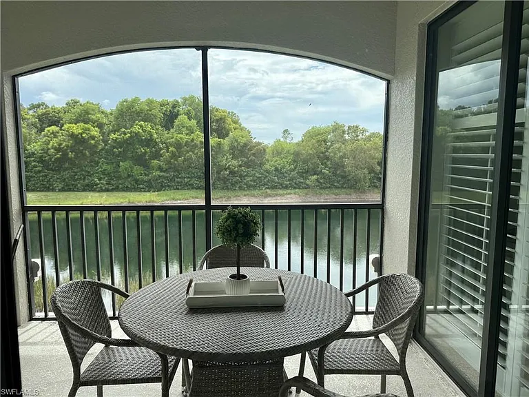 9498 Napoli Ln #201 — Photo 17
