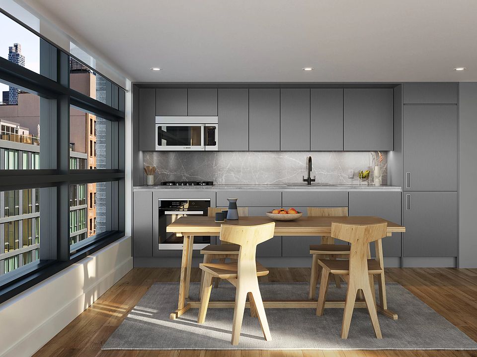 1st image of 547 W 47th St Room 526