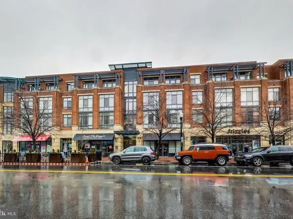 520 John Carlyle St Unit 318, Alexandria, VA 22314