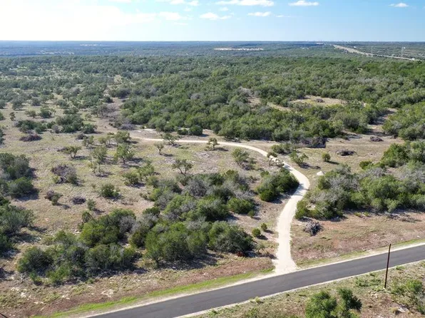 190 Paloma Rnch W, Mountain Home, TX 78058