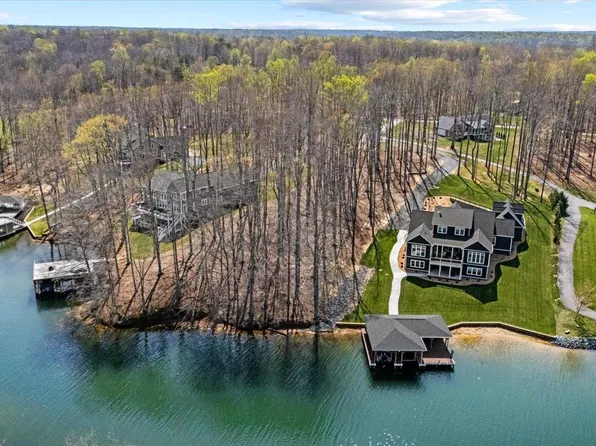 Deep Creek Cir, Bumpass, VA 23024