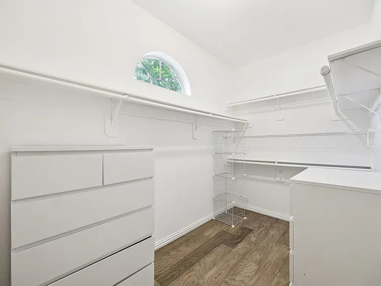 3201 Kent Dr — Photo 14