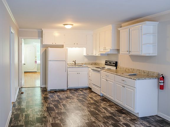 4th image of 2804 Valley Rd #2804