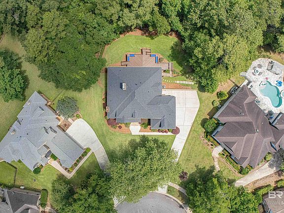 2nd image of 30300 Scotch Pine Ct
