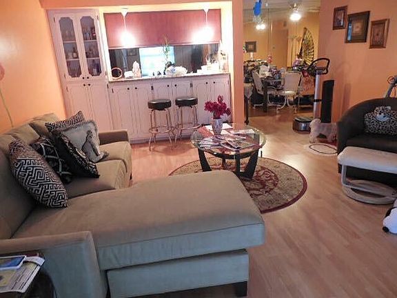 3rd image of 4100 N 58th Ave APT 312