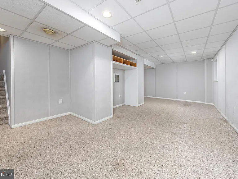 1085 Buckingham Dr — Photo 26