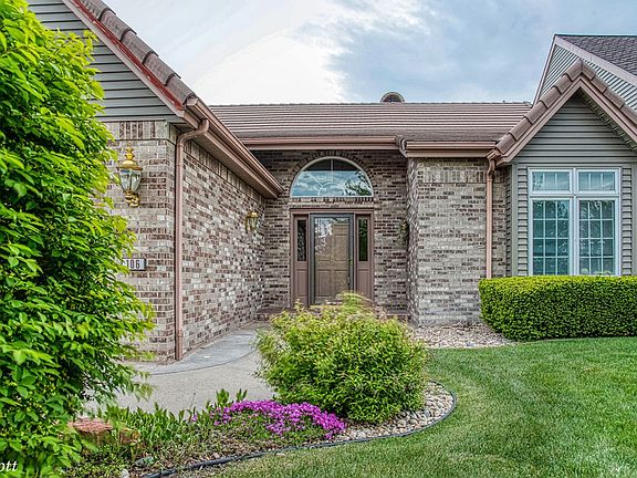 2nd image of 106 Ponderosa Dr