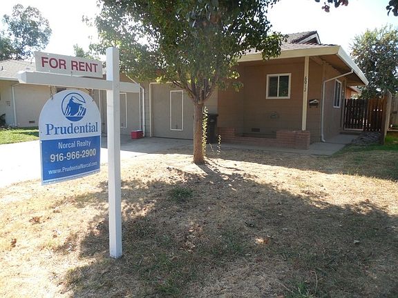 2nd image of 6012 Bourbon Dr