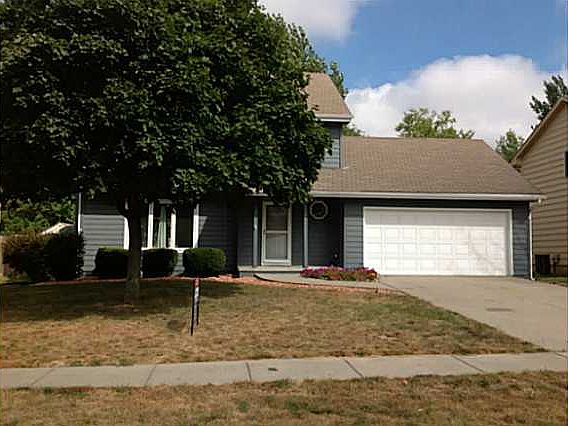1st image of 465 Bel Aire Dr