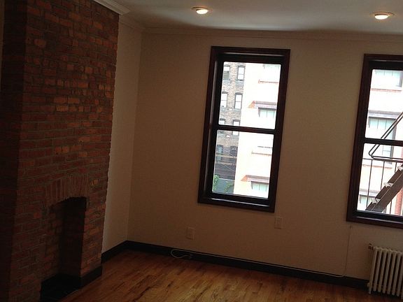 3rd image of 36 E 4th St APT 4FW