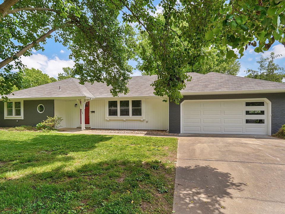 1st image of 2106 S Linden Avenue