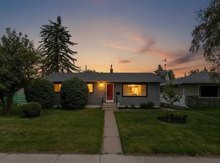 2614 W 44th St SE, Calgary, AB T2B 1J6