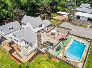 8 Stonehedge Ln, Byram Twp., NJ 07821