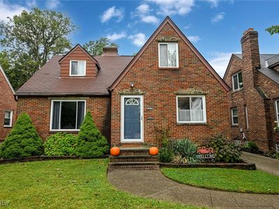 8102 Whitehaven Dr, Parma, OH, 44129