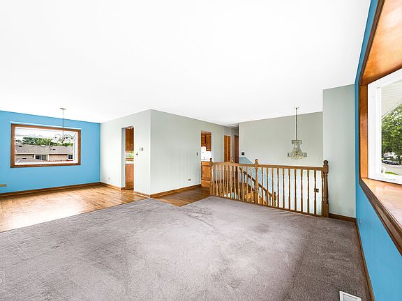 3rd image of 55 W Drummond Ave