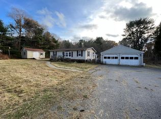 9 Old Trevett Rd, Boothbay, ME 04537