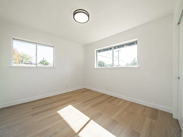 4339 Waikiki Dr — Photo 28