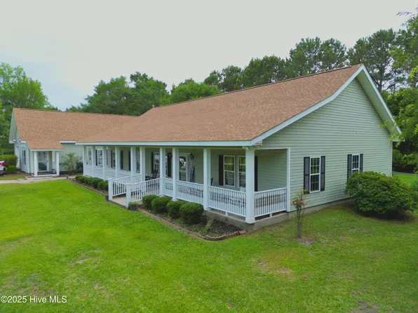 955 Mt Pisgah Road SW, Supply, NC 28462