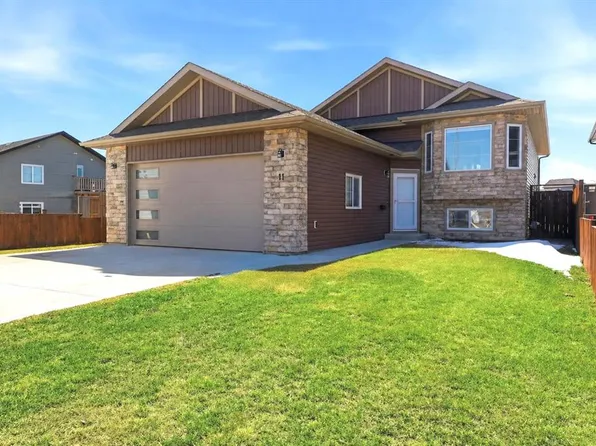 11 N Aura Dr, Blackfalds, AB T4M 0N3