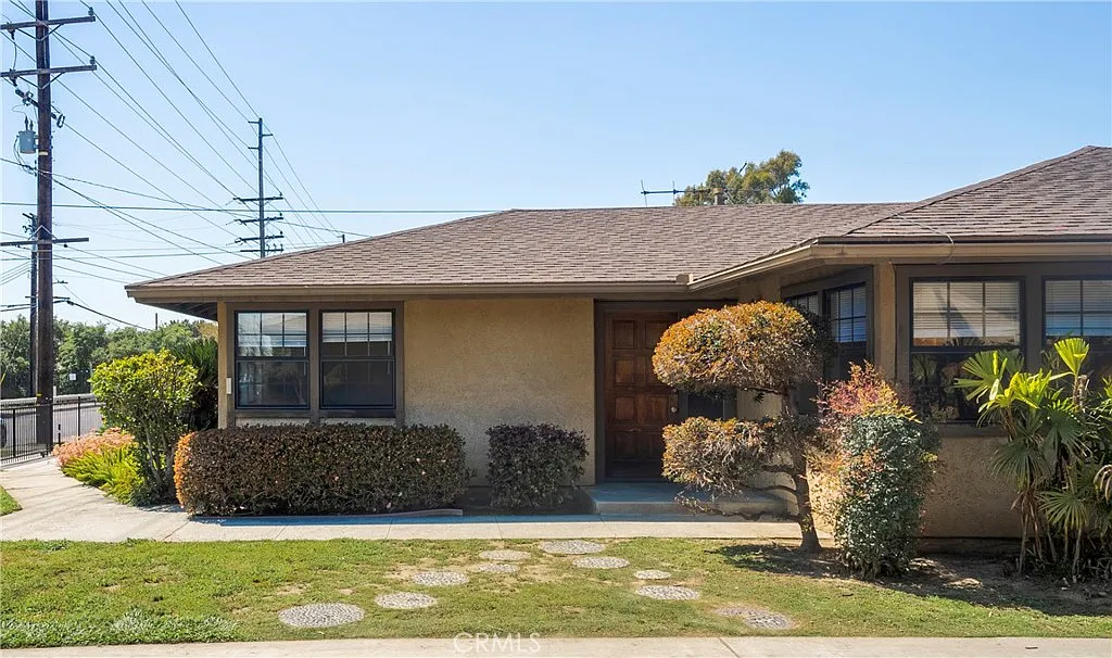 4 bed, 1650 sqft, $3,900 — Photo 3