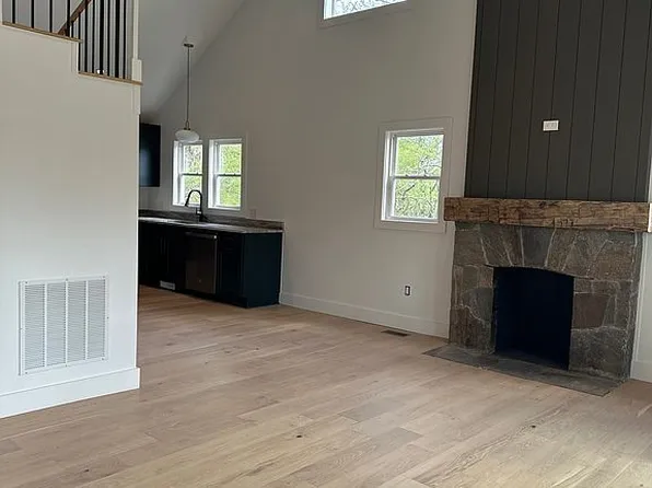 523 Harrison Ave, Franklin, NC 28734