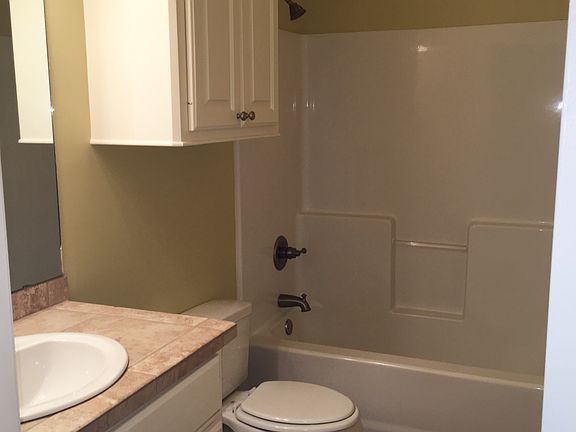 4th image of 124 Cedar Green Dr