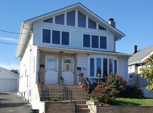 135 Grant Ave, Totowa, NJ 07512