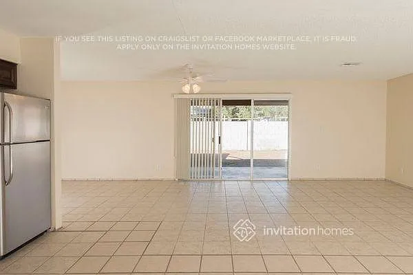1216 W Halstead Dr — Photo 4
