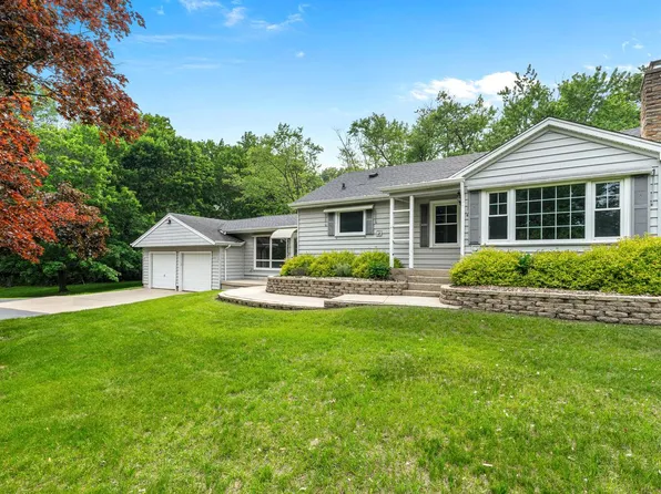 9016 Camp Lake ROAD, Salem, WI 53168