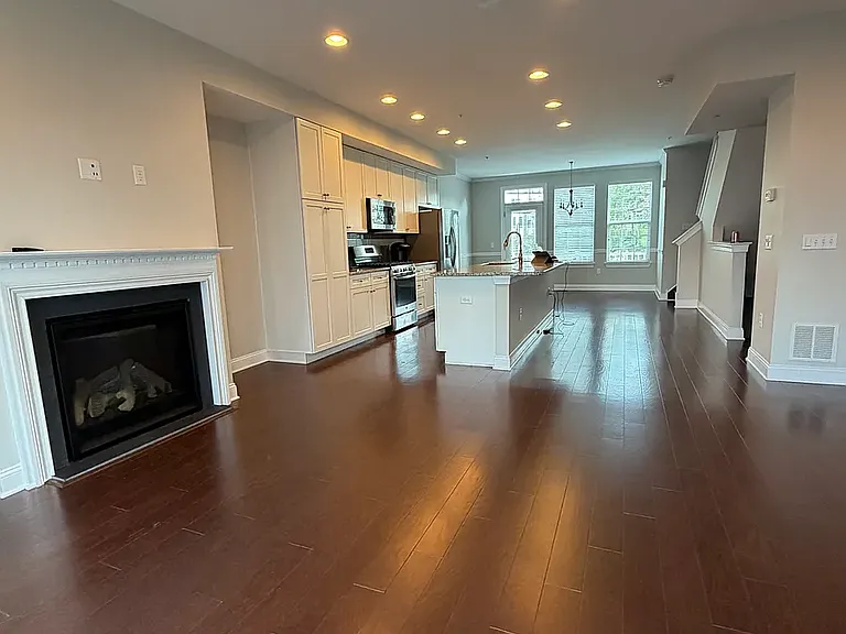 405 Monroe Ave — Photo 23