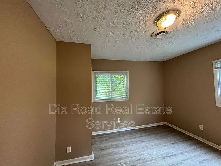 1739 Embury Park Rd — Photo 19