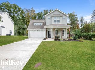 713 Walnut Crossing Dr, Whitsett, NC 27377