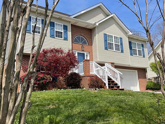 2nd image of 6631 Creekhead Dr