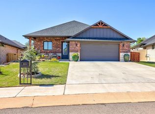2011 Turtle Creek Way, Norman, OK 73071