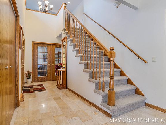 5th image of 2843 Belleglade Ct SE