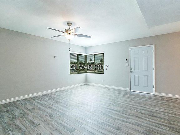 3rd image of 5024 Carmen Blvd